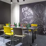 מלון דירות Park By Radisson 4*